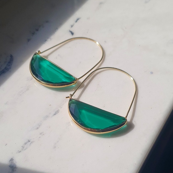 Jewelry - Green Sea glass on gold hoop earrings